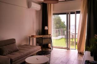 Villa Yolanda - Luxury Apartment Leda Villa in Poros