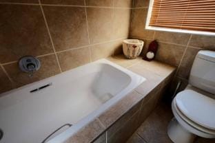 Relax in Style at this 3-Bedroomed Langebaan Holiday House Vacation rental in Western Cape