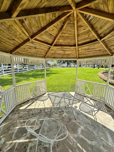 Blossom Cottage, Elgin Grabouw Vacation rental in Western Cape