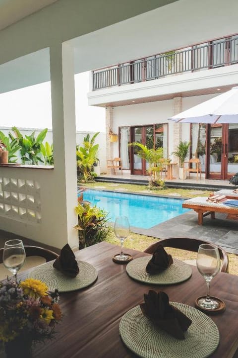 Evara Lifestyle Home by Aayan Hotel in Kediri