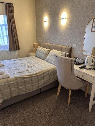 Deincourt Hotel Apartment in Newark-on-Trent