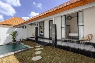Villa Rose Ubud 2 bedrooms Villa in Ubud