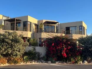 Whispering Waves - Serene Langebaan Getaway with Breathtaking Views Vacation rental in Western Cape