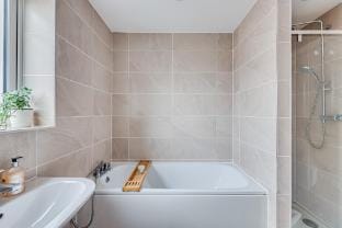 Angus House - Detached - Great Location - Parking Vacation rental in Aylesbury Vale