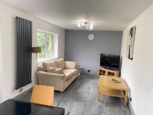 3-bedroom Warm and sweet Terrace house Vacation rental in Warrington