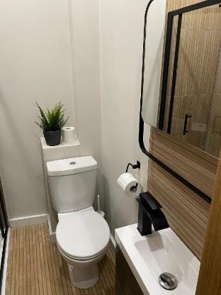 Boutique Woodquay Townhouse Galway City Centre Vacation rental in Galway