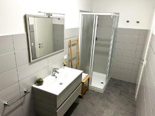 Lovely Bridge View Apartment Close to City Center Apartment in Padua