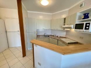 Bright apartment with pool Apartment in Porto Santa Margherita