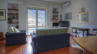 Regina Nuova 13 in Laglio Apartment in Laglio