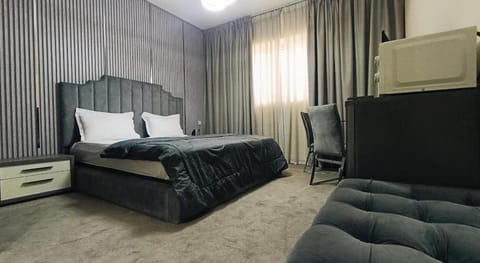 Yasmeen Master Suite Rooms Hotel in Ajman