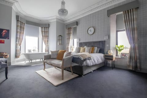 The Legend Suites Hotel in Scotland