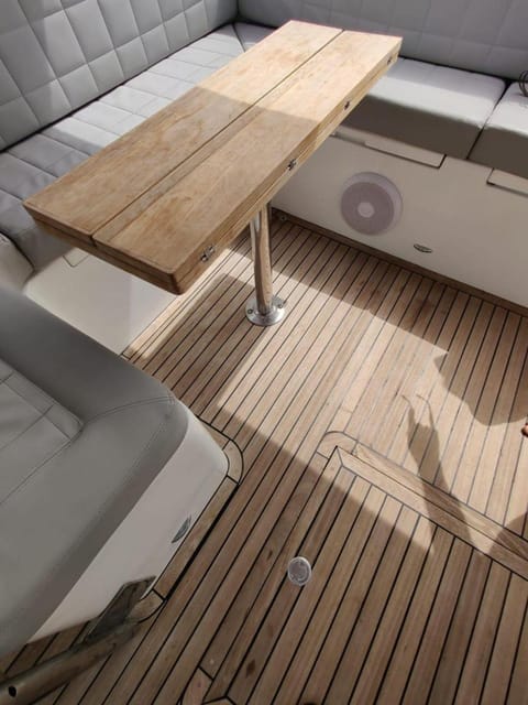 Luxurious Caprie Italia Boat Rental with Breathtaking Ocean Views Vacation rental in Marina Grande