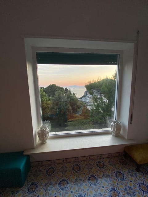 Heartbreaking sea view house in Capri - Italy Vacation rental in Capri
