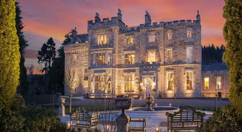 Crossbasket Castle Hotel in England