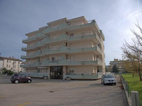 Nice studio with common swimming pool in Caorle Apartment in Caorle