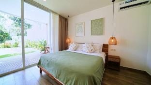 Kayu Jati Villa - 3BR Villa in Kedungu Villa in Kediri