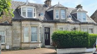 5 Bed Sleeps 10 Full Kitchen Parking x 3 Vacation rental in Ayr