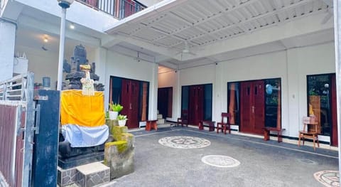 Canggu77 GuestHouse Apartment in North Kuta