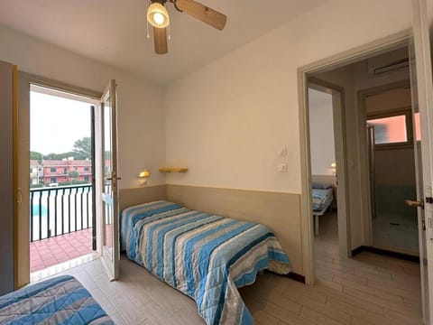 Renovated villa with garden and pool access Hotel in Bibione