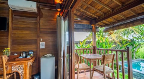 Villa Kayu By Mardika Hotel in Abiansemal