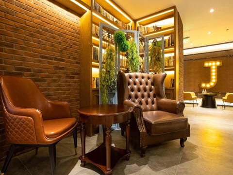 James Joyce Coffetel Beijing Fangshan Changyang Subway Station Hotel in Beijing