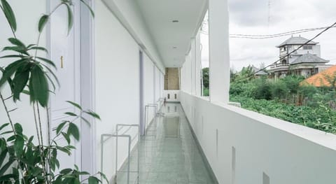 New Mandurah Stay by Ecommerceloka Hotel in North Kuta