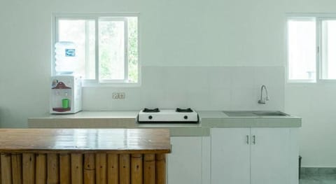 New Mandurah Stay by Ecommerceloka Hotel in North Kuta