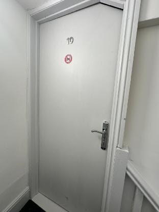 Room 10 NG3 2AZ Vacation rental in Nottingham