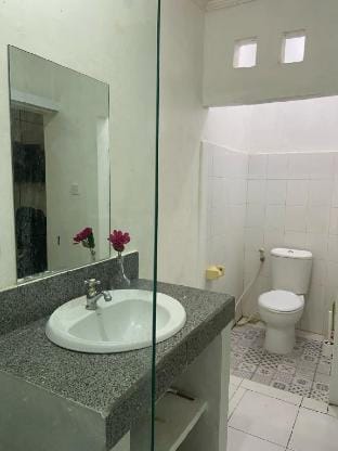 Cozy room Kuta - 1 Minute to the Beach By MS 2 Vacation rental in Kuta