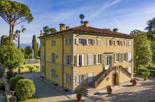 Villa Ninfea by Miani Group Villa in Capannori