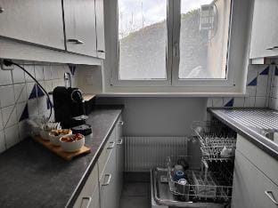 On the road to Interlaken 25min I riesige Terrasse Vacation rental in Hilterfingen