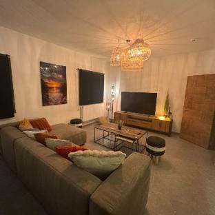 2 bedroom apartment with terrace Vacation rental in Charleroi