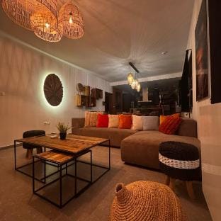 2 bedroom apartment with terrace Vacation rental in Charleroi