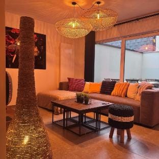 3-bedroom apartment with terrace Vacation rental in Charleroi