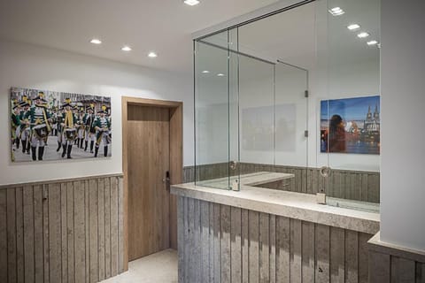 Home & Work Apartments GmbH & Co. KG Hotel in Cologne