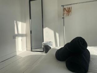 Spacious Entire 2-Bed Home in Waterford City Vacation rental in Waterford City