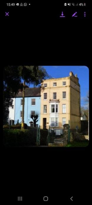 A Basement Apartment Apartment in Carmarthen