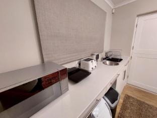 Eye2SA where 3 mountain sides meet Atlantic  Apartment in Cape Town