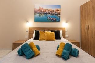 Aloha - Entire 2BR Village Apartment, Street Level Vacation rental in Malta