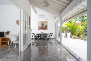 Villa R in the heart of Canggu Vacation rental in Kediri