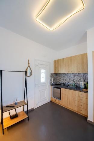 Deluxe Rooftop "Eutixia" (C) Sun rise view Vacation rental in Mesaria