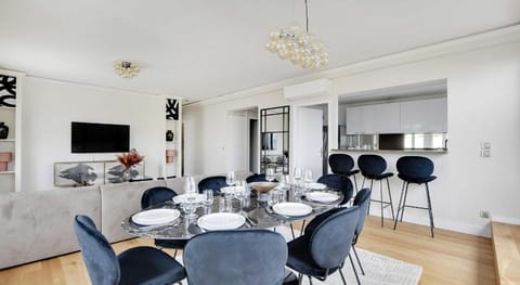 Stunning apartment - 3BR/6P - La DÃfense Hotel in Courbevoie