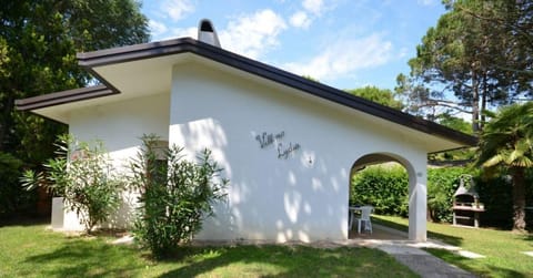 Family-Friendly Villa in a Quiet and Green Location Hotel in Friuli-Venezia Giulia