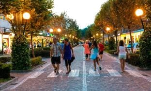 Bright penthouse apartment in a lovely seafront building Apartment in Bibione