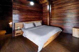 Jero Delod - Umah Dangin Vacation rental in Kediri