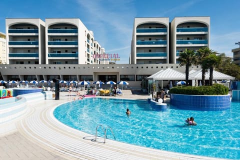 Aparthotel Imperial - Family Panoramic Apartment Apartment in Bibione