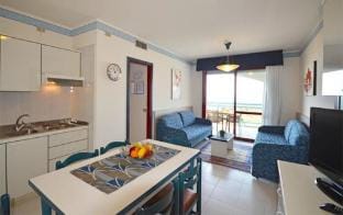 Aparthotel Imperial - Family Panoramic Apartment Apartment in Bibione