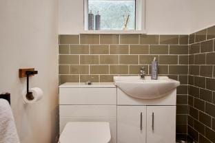 Skelwith House by Yoko Property Vacation rental in Sheffield