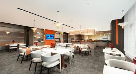 Atour Hotel Tianjin Tiankai Huayuan Industrial Park Hotel in Tianjin