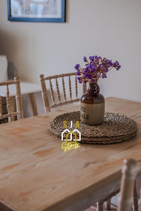 Ballater Retreat - SJA Stays - Modern 1 Bed Apartment Apartment in Ballater